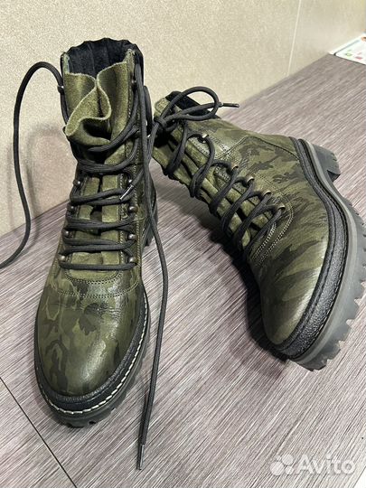 Ботинки женские