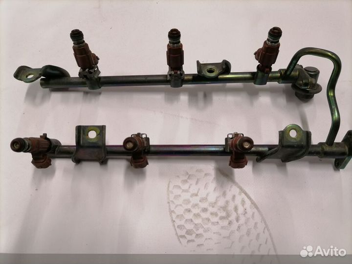 Топливная рампа для двигателя Vg23dev6 J31 2.3л