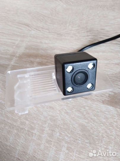 Камера заднего вида шкода
