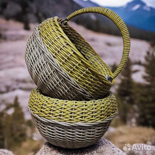 Кашпо из искусственного ротанга