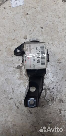 Опора двигателя mitsubishi lancer 07/outlander