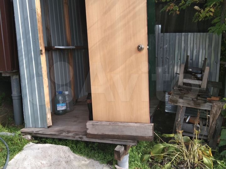 Дом 20 м² на участке 6 сот.