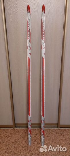 Беговые лыжи 