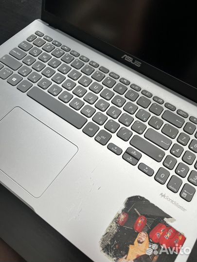 Ноутбук asus