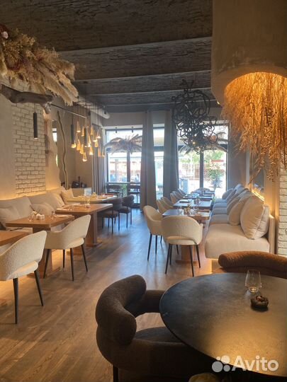 Уборщица-посудамойка