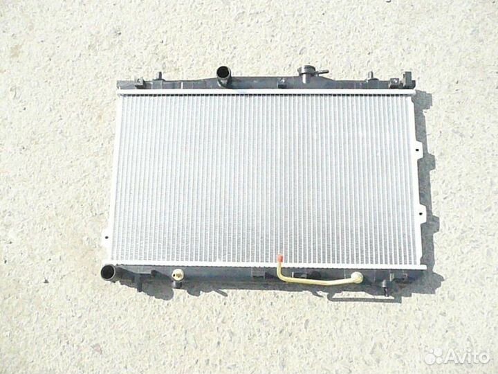 Радиатор охлаждения двигателя Kia Cerato 1.6-2.0