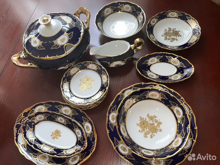 Обеденный сервиз