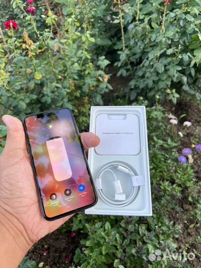iPhone XS Золото