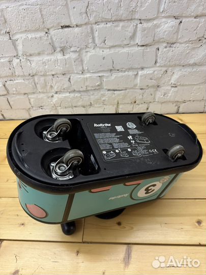 Машинка каталка