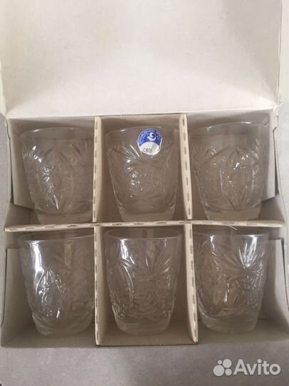 Хрустальные рюмки