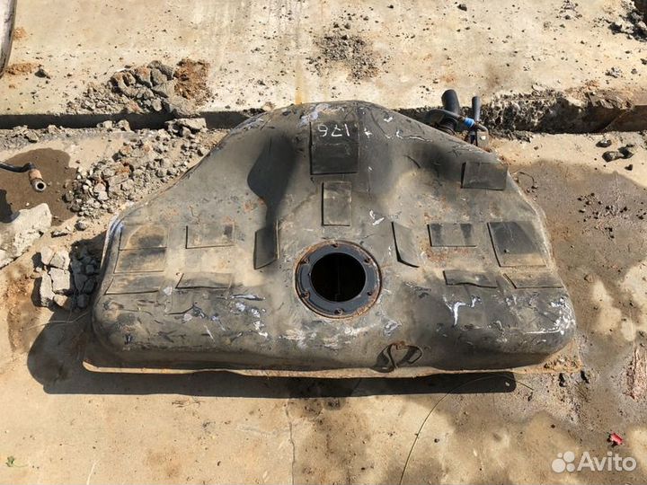 Бак топливный Nissan Maxima a32