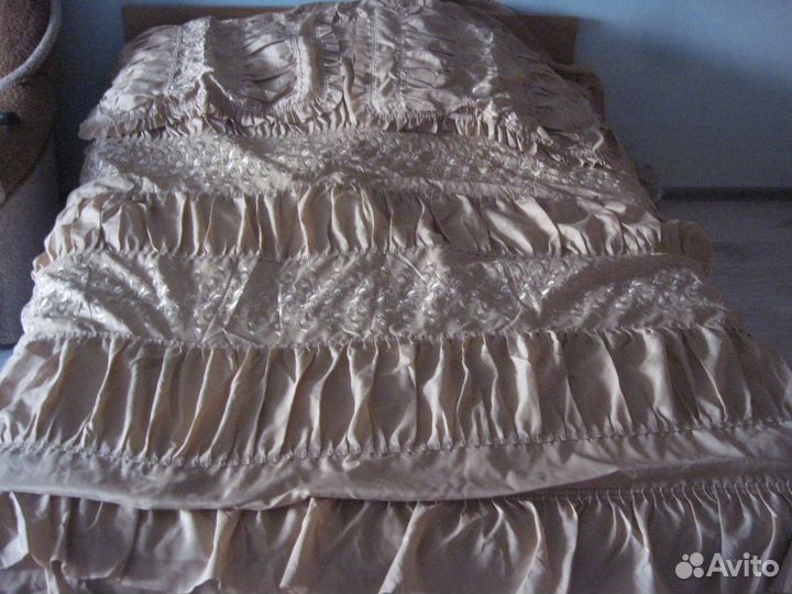 Покрывало на кровать