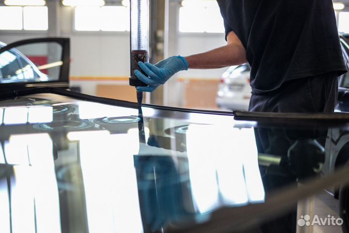 Лобовое стекло на Changan Alsvin