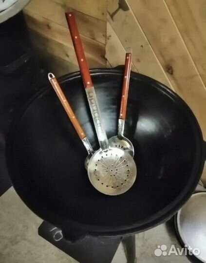 Кaзан чугyнный 3,5 л. Haмагaн