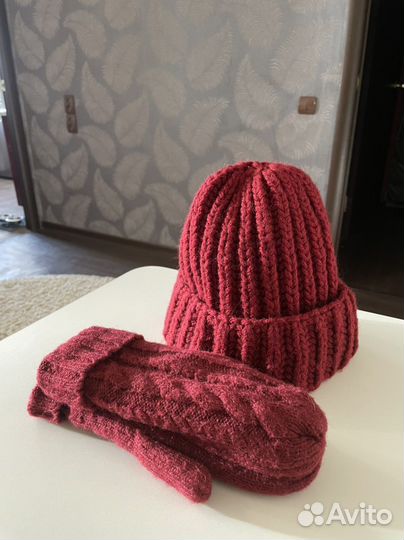 Шапка и варежки
