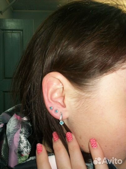 Прокол (пирсинг) ушей и других частей тела