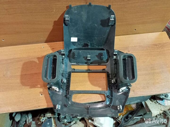 Центральная консоль Geely GC6