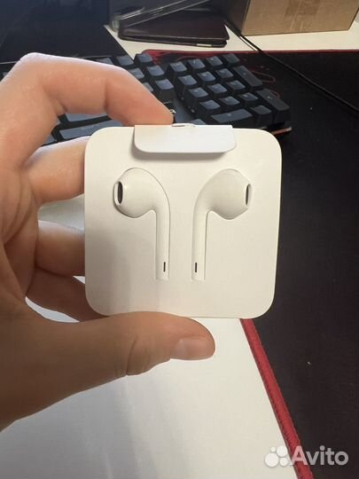 Наушники apple earpods lightning