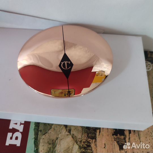 Charlotte Tilbury airbrush пудра