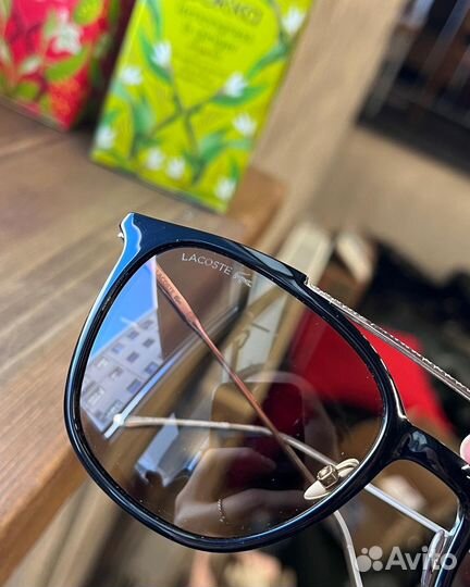Солнцезащитные очки lacoste Италия