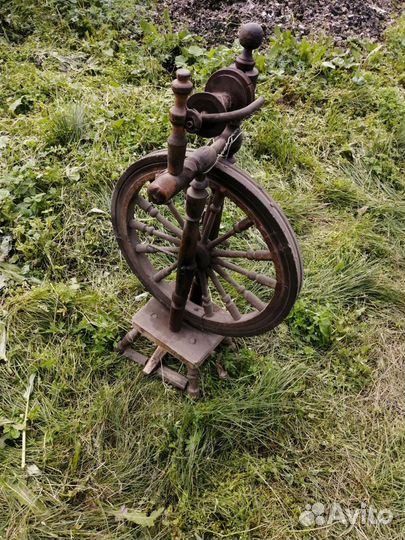 Прялка деревянная старинная