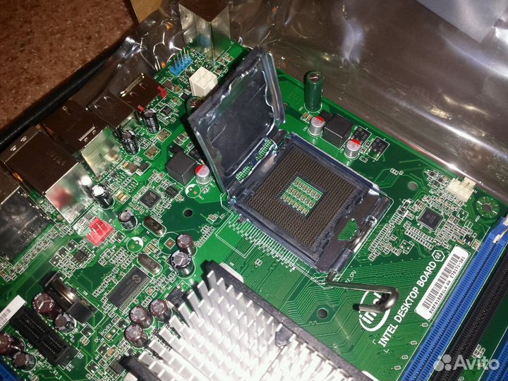 4-in-1: Новая Intel DP43BF + e8500 Box + 4Gb ddr3