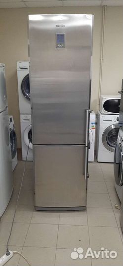 Холодильник Samsung Full No Frost