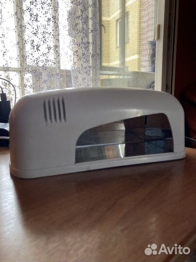 Уф лампа для ногтей