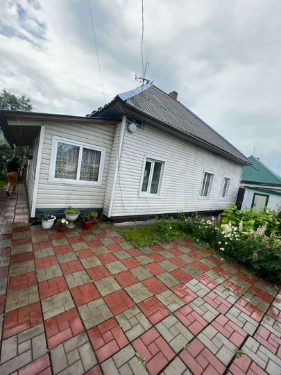 Дом 51 м² на участке 6,1 сот.