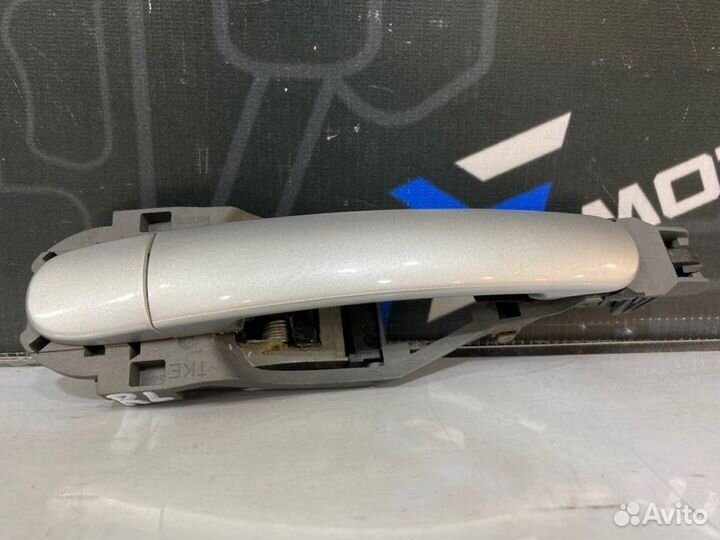 Ручка двери внешняя задняя левая Volkswagen Passat