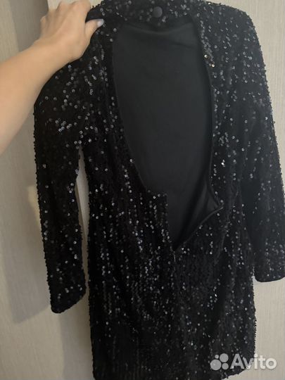 Платье с пайетками