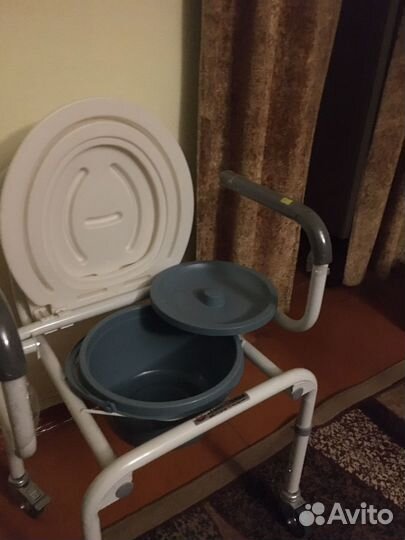 Стул медицинский