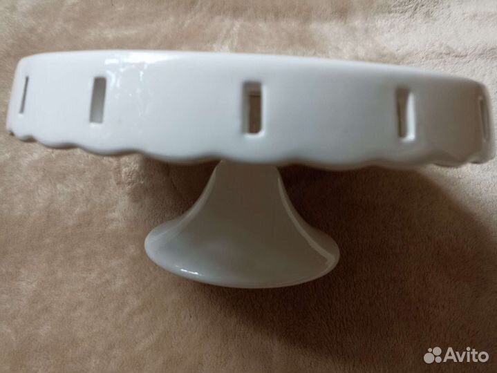 Подставка для торта,пирога,тарелок,диаметр 26 см