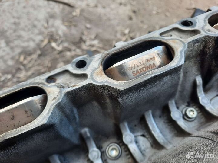 Впускной коллектор audi q7 4.2 BAR