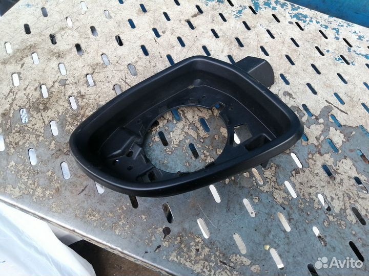 Рамка правого зеркала BMW X4 F26 X3 F25 X5 F15 X6