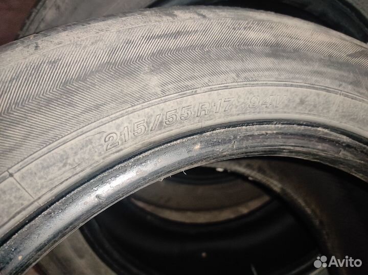 Yokohama BluEarth E70 215/55 R17 94V