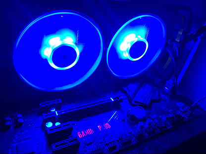 Sapphire RX 470 8 GB синяя подсветка кулеров