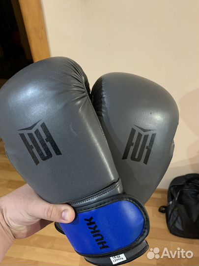 Боксерские перчатки 14 oz hukk