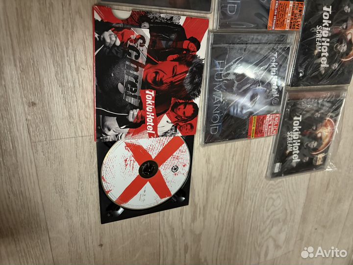 Tokio Hotel collection