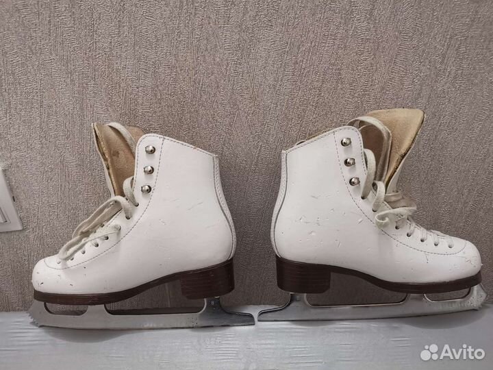 Фигурные коньки Gam 20см