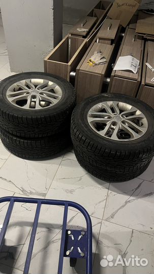 Зимняя резина на дисках r16 215/65/16