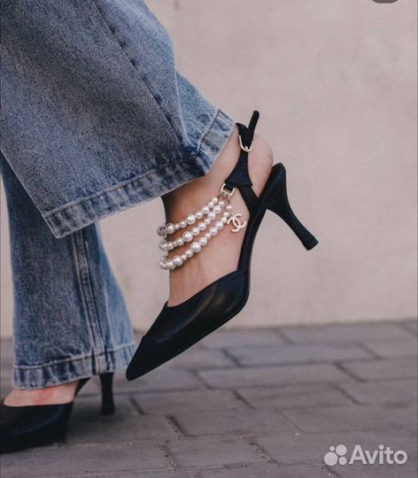 Обувь на каблуке шанель