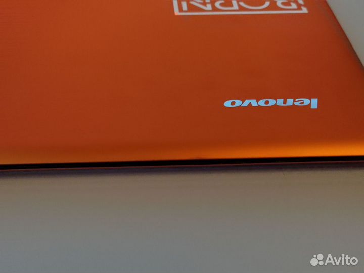 Ноутбук Lenovo ideapad u330p