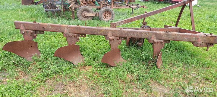 Плуг Одессапочвомаш ПЛН 5-35, 1990
