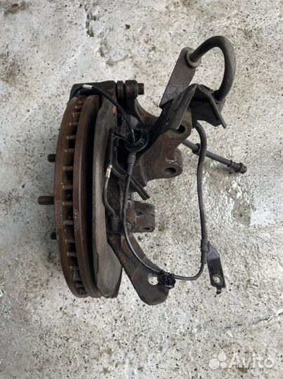 Кулак поворотный Mitsubishi Lancer X