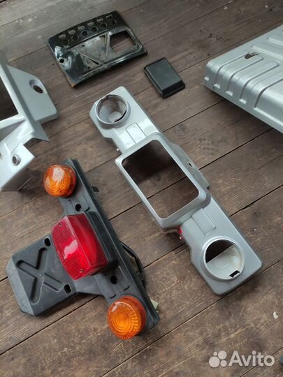 Кузовные детали Honda Gyro