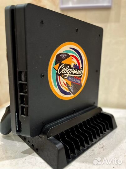 Игровая приставка PlayStation 4 Slim