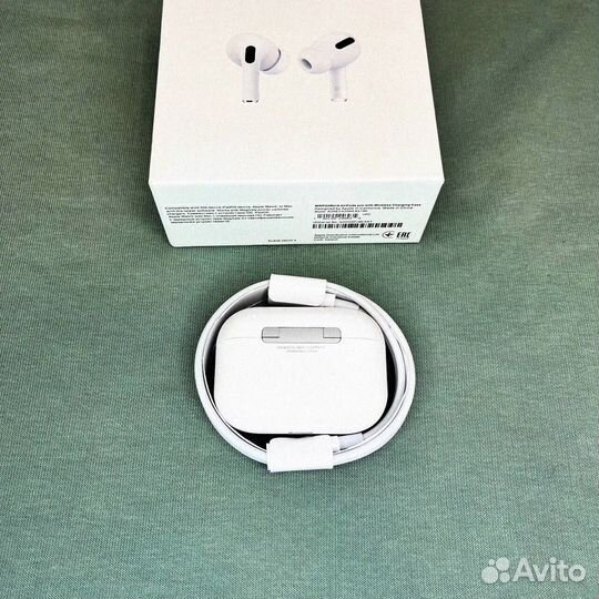 AirPods Pro 2: Музыка, которая радует