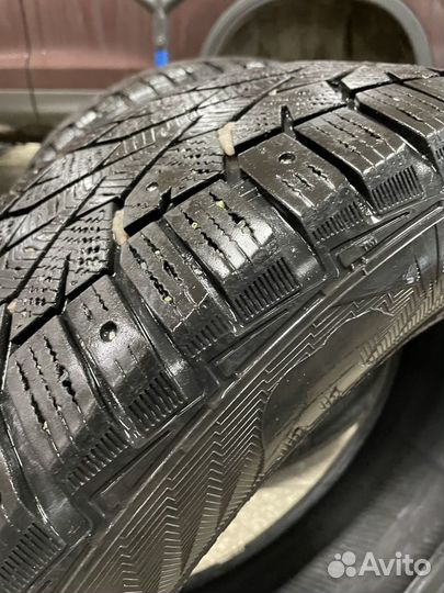 Gislaved Nord Frost 200 225/60 R18