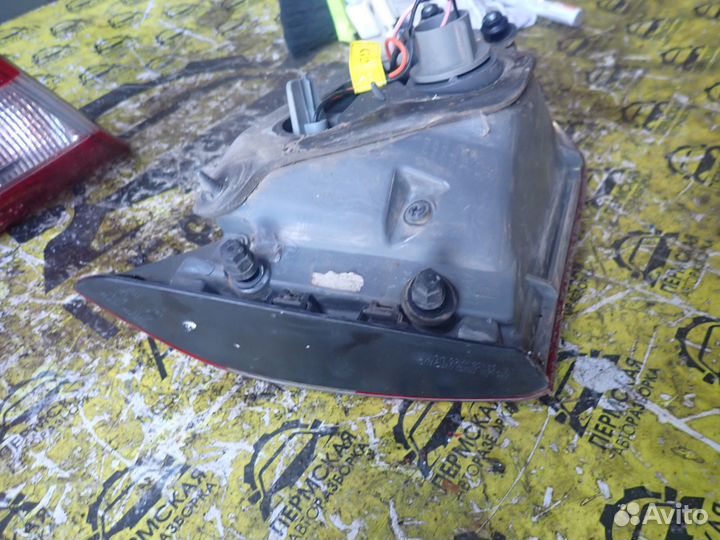 Фонарь задний внутренний правый для Hyundai i30 2